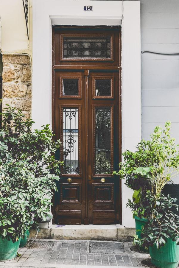 Neoclassical Near Acropolis - Livingstone Crystal דירה